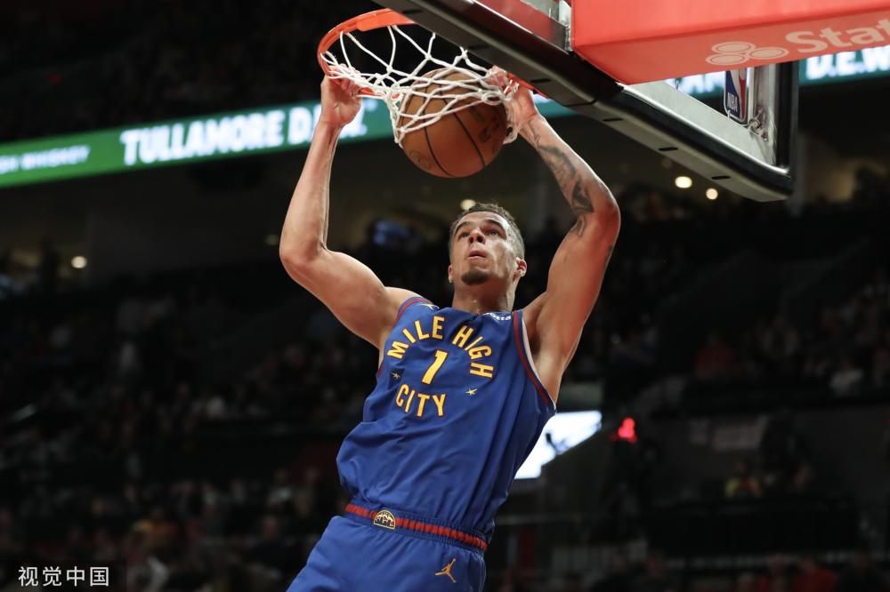 在其职业生 在其职业生